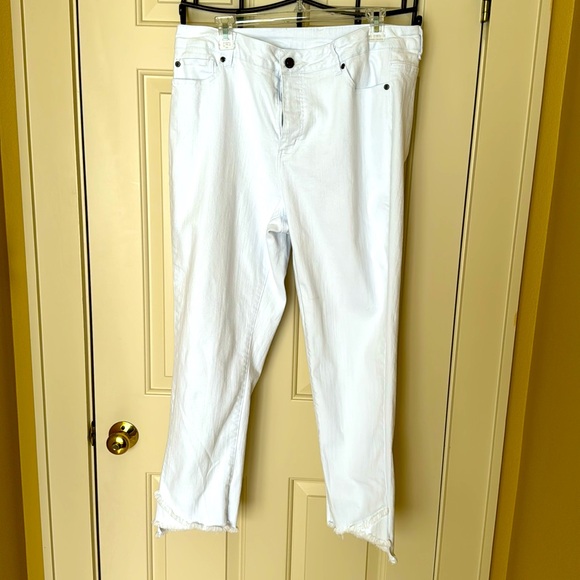 Slim-sation size 16 ankle jeans with fringe hem - Picture 1 of 11